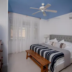 Penthouse At Whispering Seas Apartment Ocho Rios
