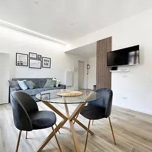 casa-vacanza-milano.italymilanhotels.net/